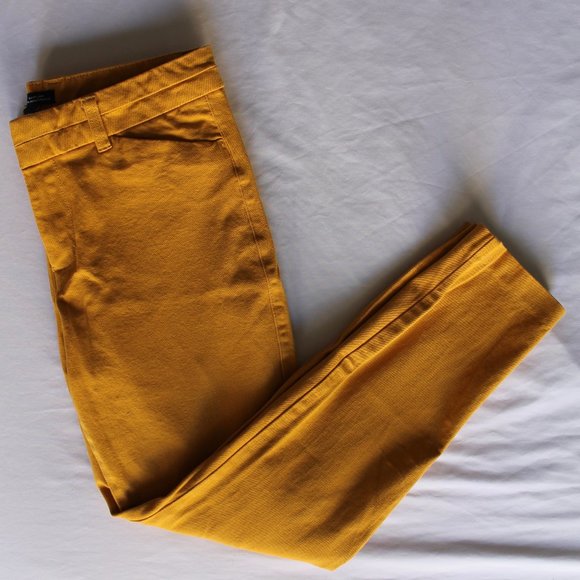 Gap Slim City Crop Pants in Mustard Yellow - Picture 1 of 5